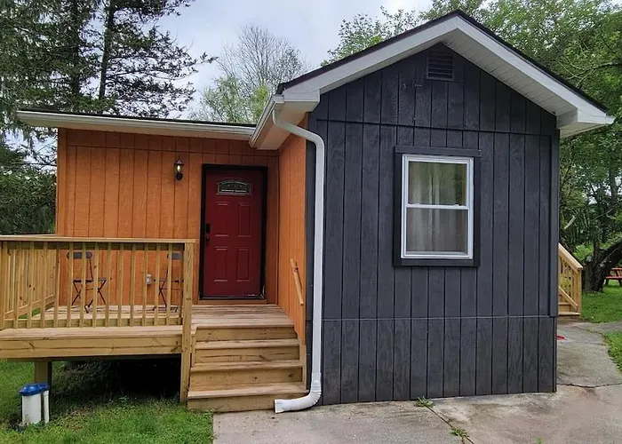 Bethel Woods Cabin